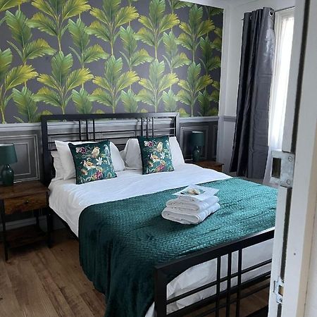 Lilyrose Hotel Whitby Exteriör bild