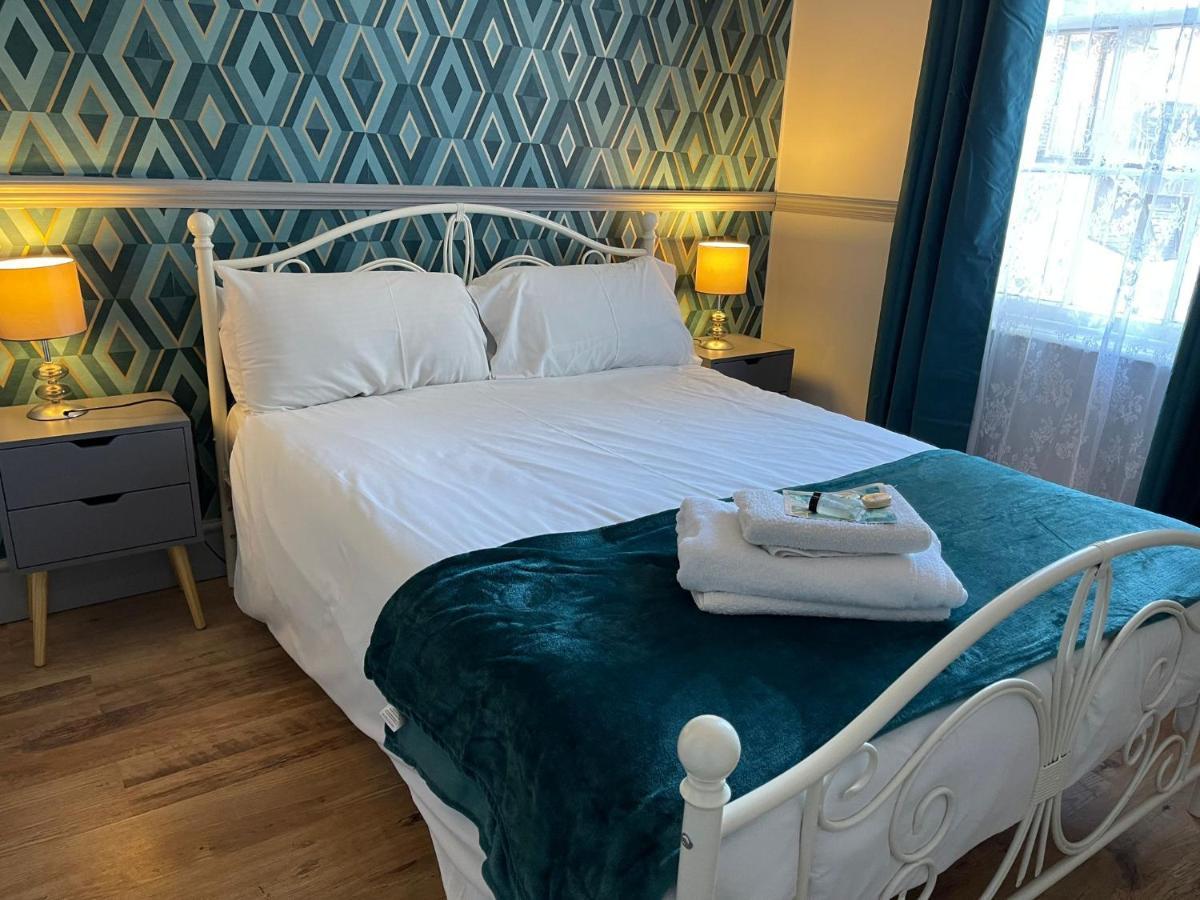Lilyrose Hotel Whitby Exteriör bild
