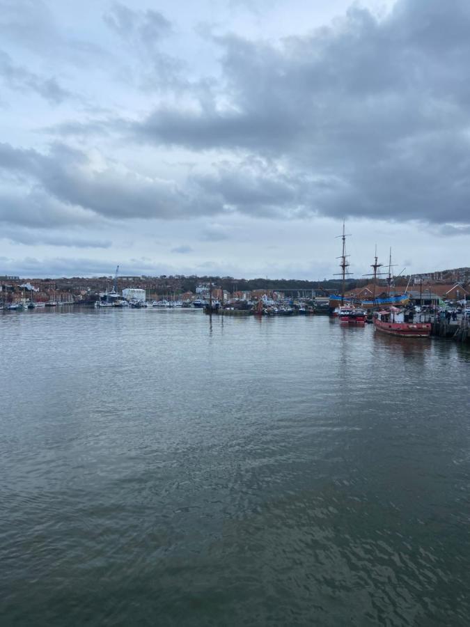 Lilyrose Hotel Whitby Exteriör bild