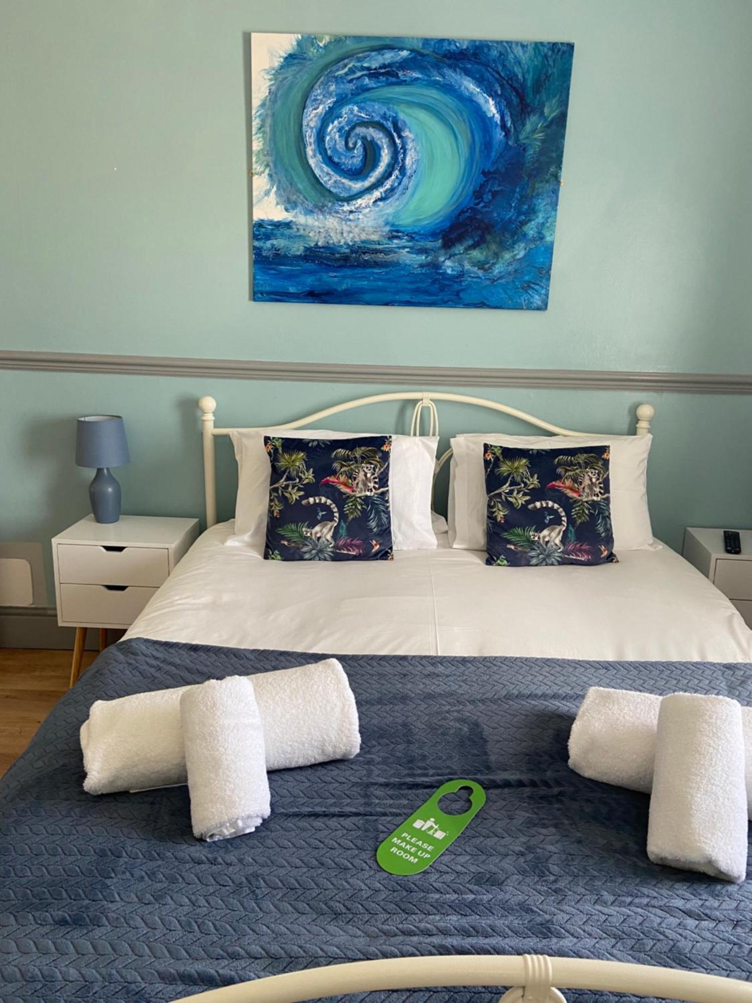 Lilyrose Hotel Whitby Exteriör bild